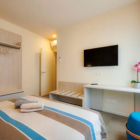 Pegaso Civico2 Apartment *
